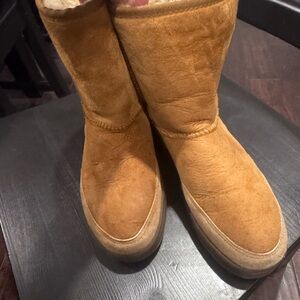 Ugg Tan Shearling Boots
